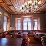 Hotel Storytellers Palace