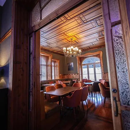 فندق Storytellers Palace ساو مارتينهو دو بورتو