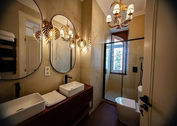 Hotel Storytellers Palace 5*