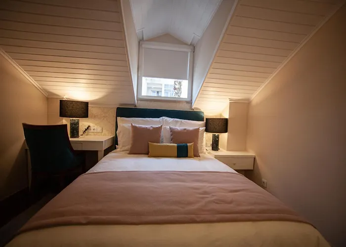 Hotel Storytellers Palace São Martinho do Porto