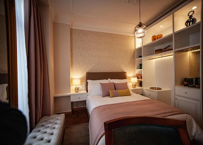 Storytellers Palace 5* Sao Martinho do Porto