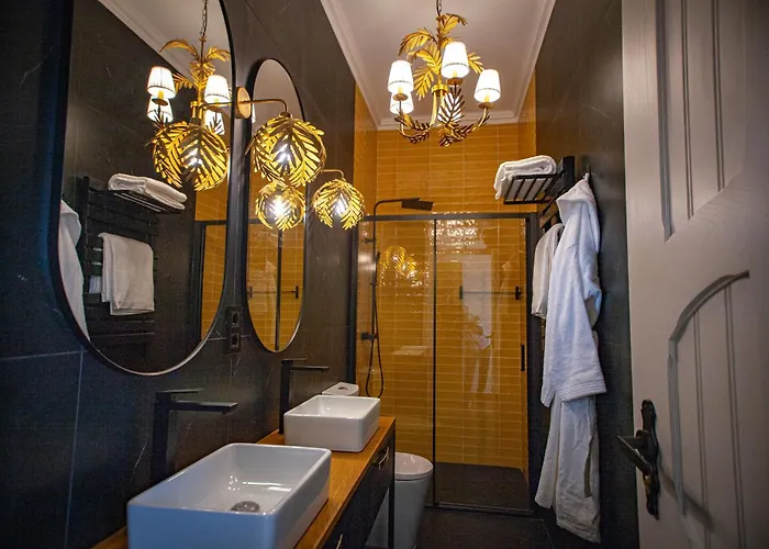 Hotel Storytellers Palace 5*