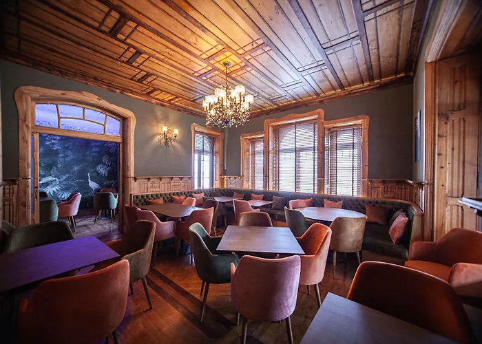 Storytellers Palace Hotel 5*